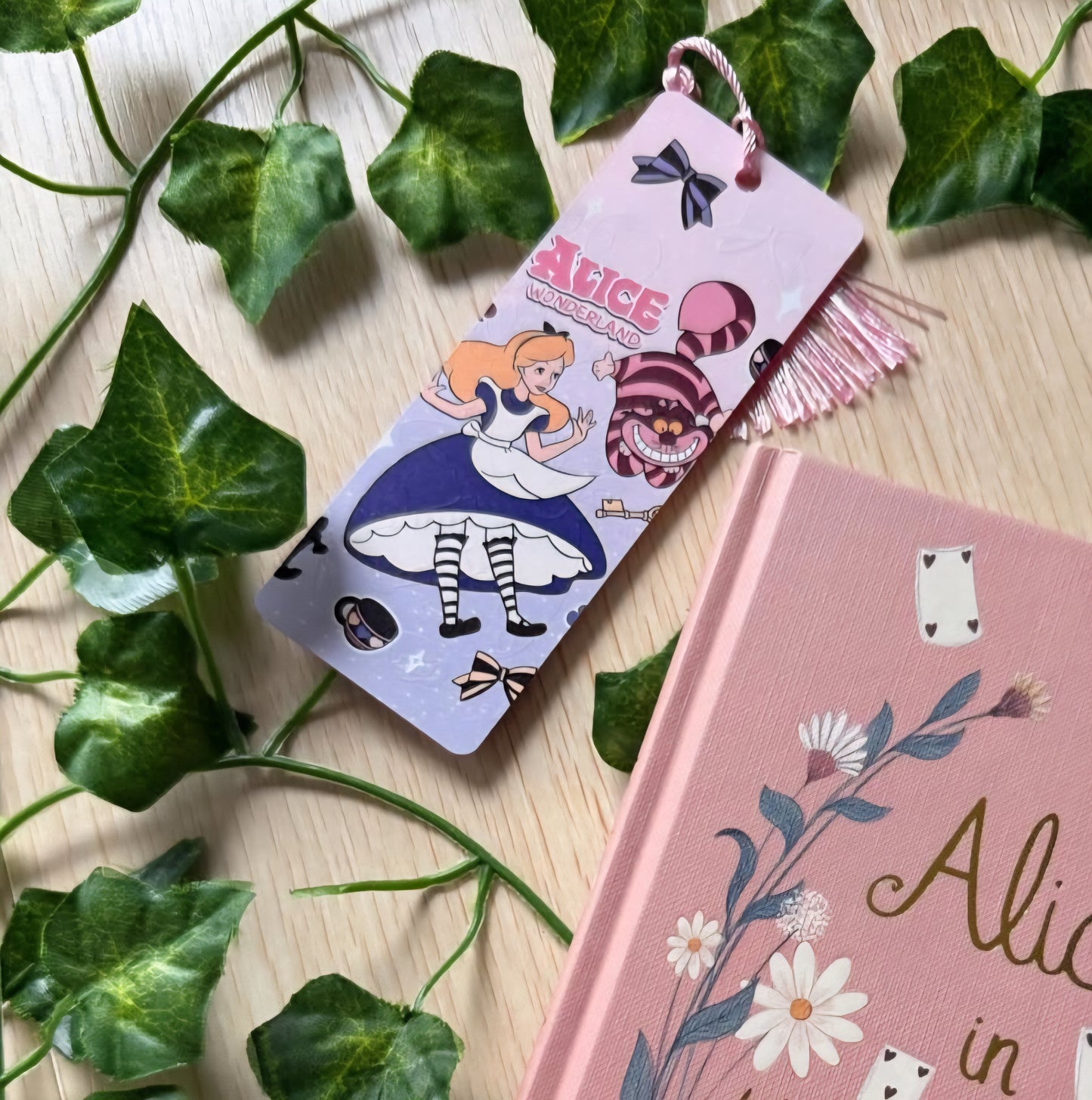 Wonderland Themed Box