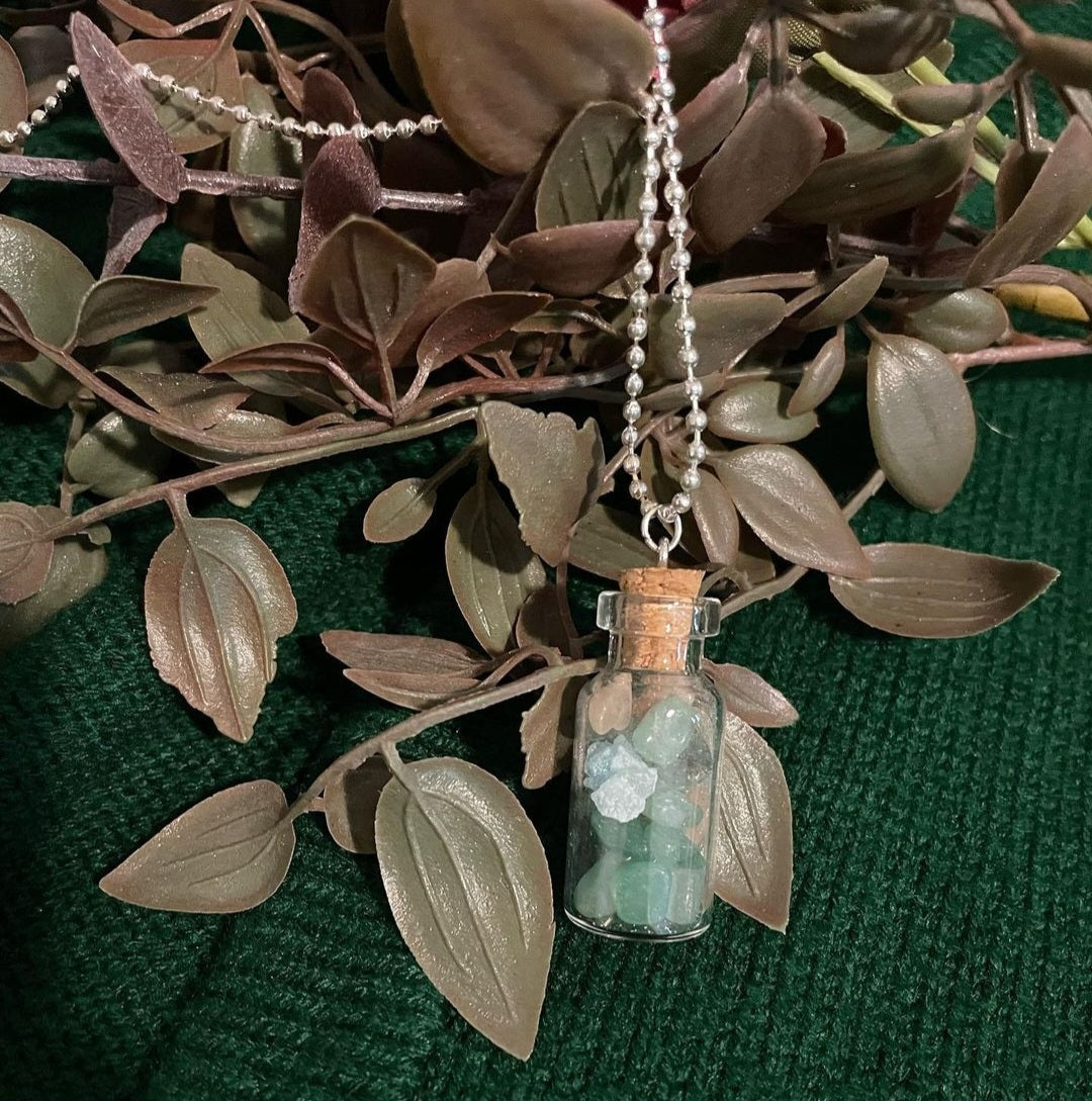 Green Stones Necklace
