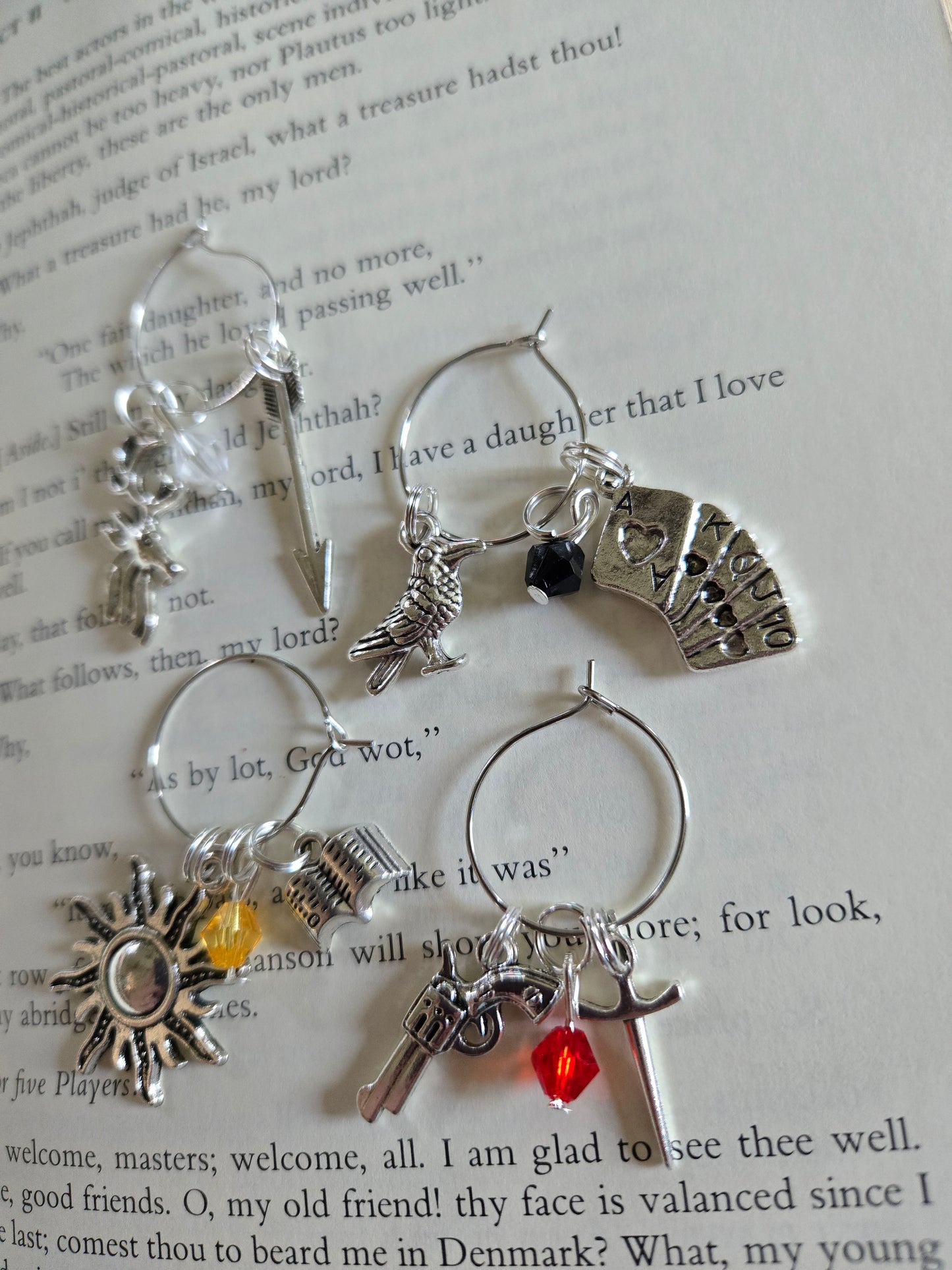Shadow & Bone Wine/Mug Charm Set