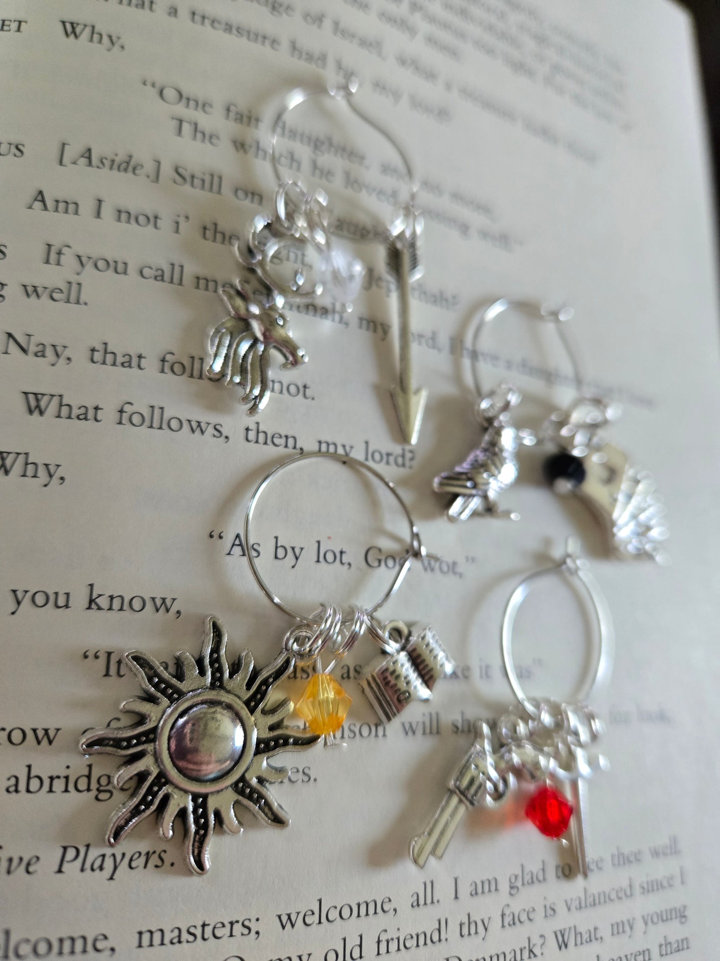 Shadow & Bone Wine/Mug Charm Set