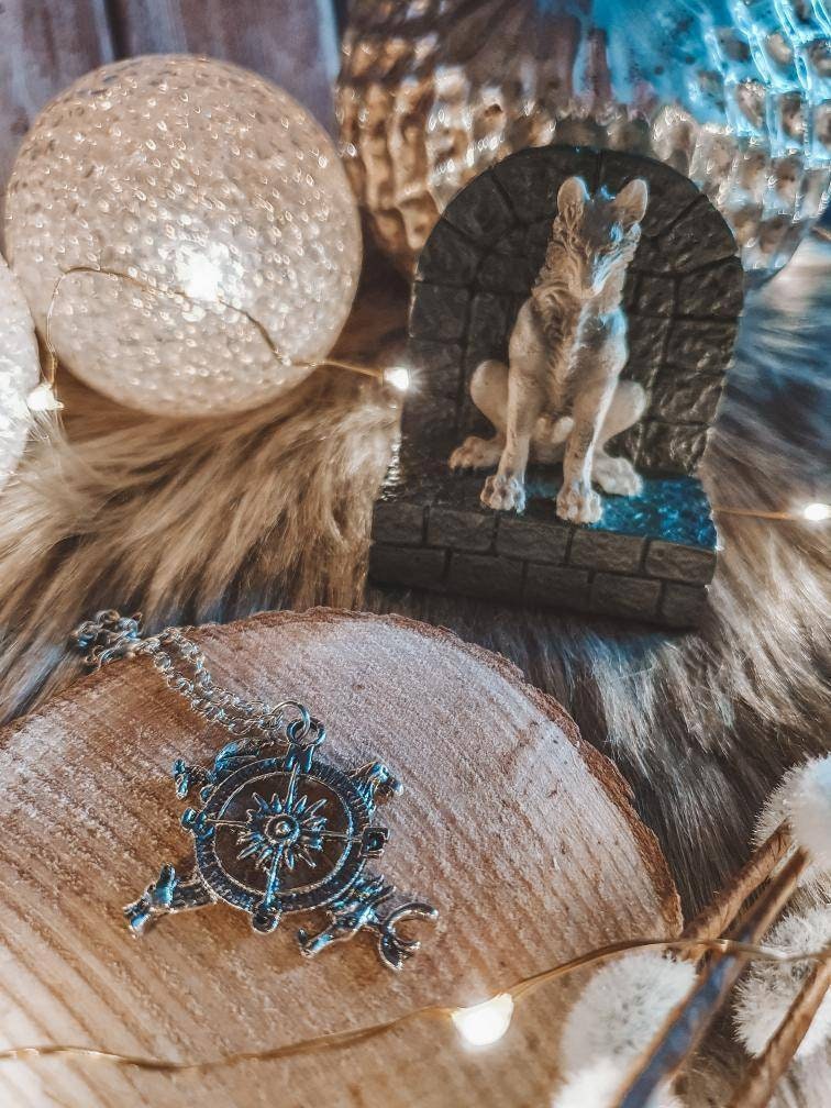 House Wheel Necklace