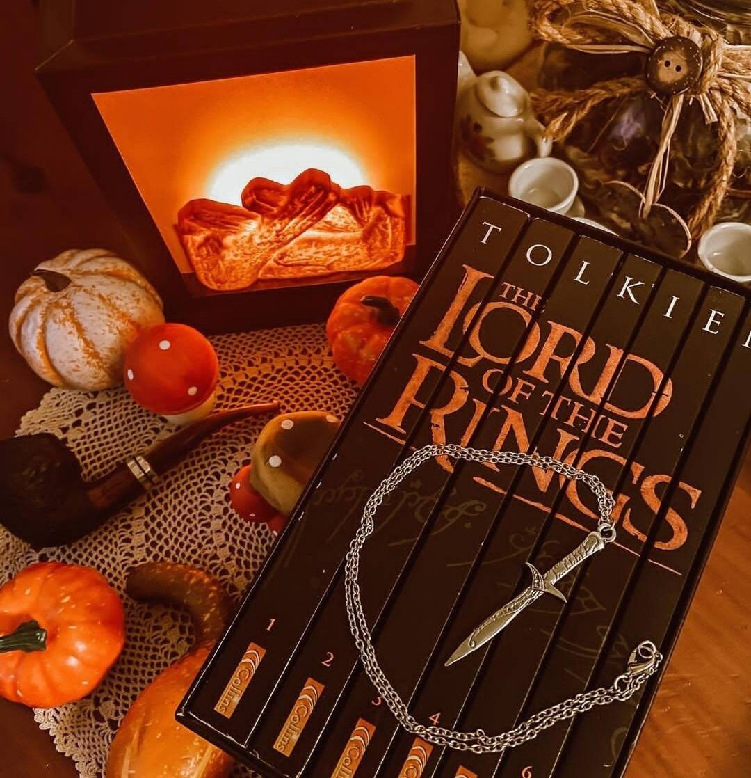 Sting Sword Necklace