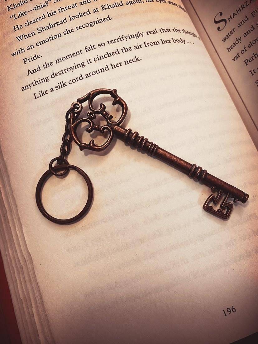 Wizard Vault Key Keychain