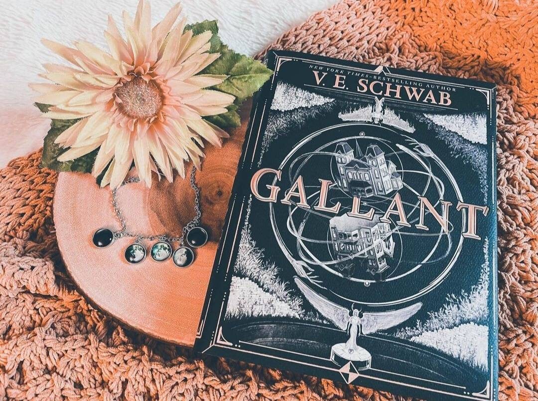 Full Moon Cycle Necklace