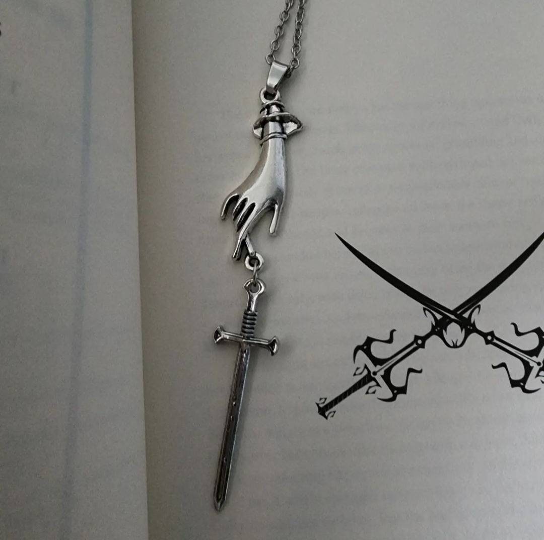 Anduril with Hand Necklace